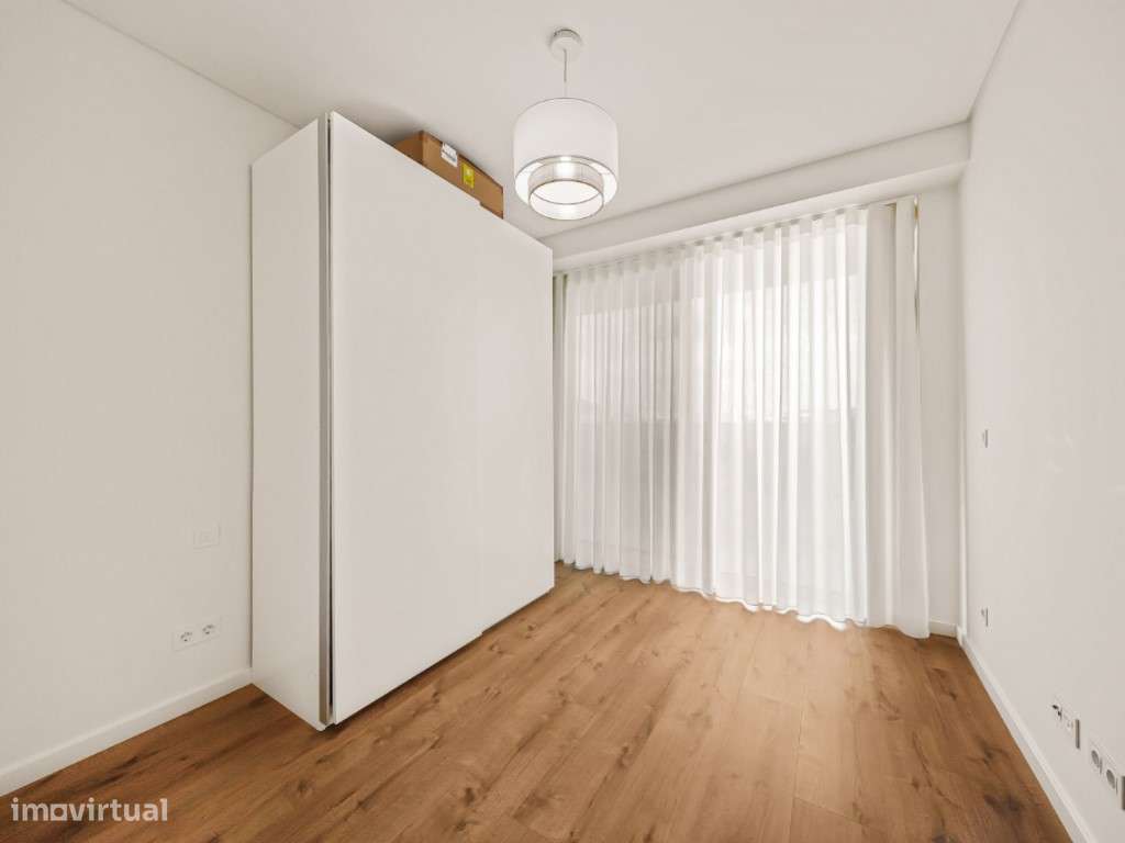 Apartamento T2 em Condomínio Privado com Piscina e Ginásio - Colina...-10