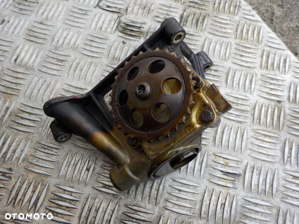 Pompa oleju Audi vw  2.8 30v ack alg  A4 b5  A6 c5 a8 d2 passat b5 superb 078115105 - 1