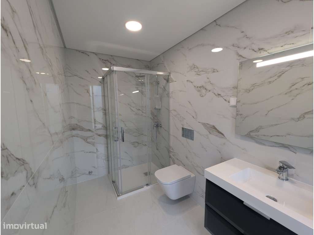 Moradia Isolada com Piscina na lagoa de albufeira - Grande imagem: 5/35