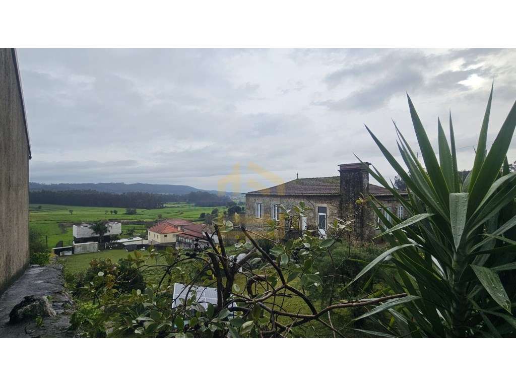 Moradia Rústica em Pedra T4 com Terreno - Póvoa de Varzim-48