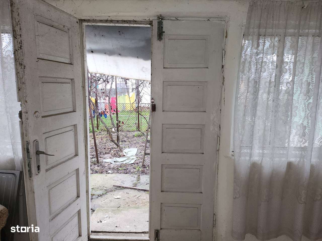 Casa veche in Filipesti Bacau-14