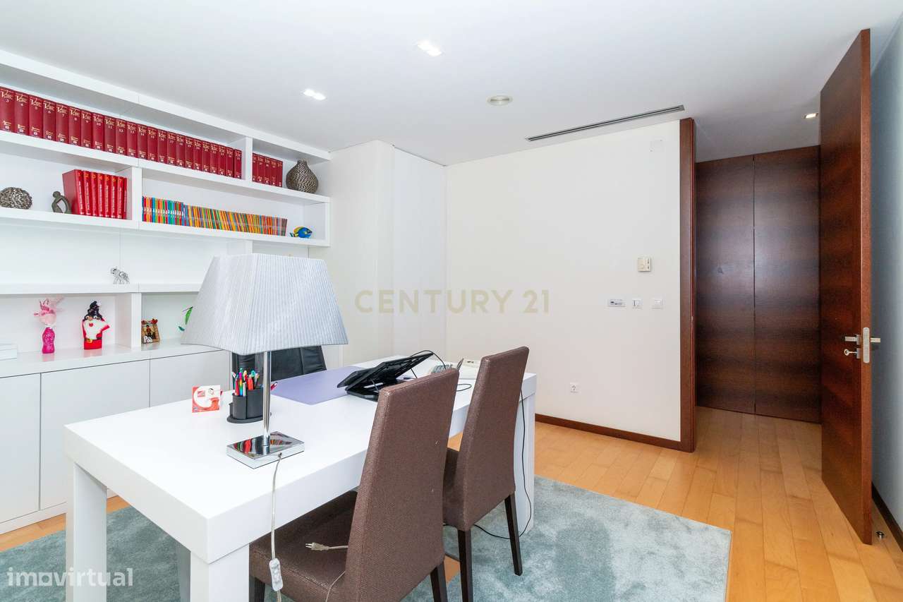 Excelente Moradia T5 terrea - Grande imagem: 5/45