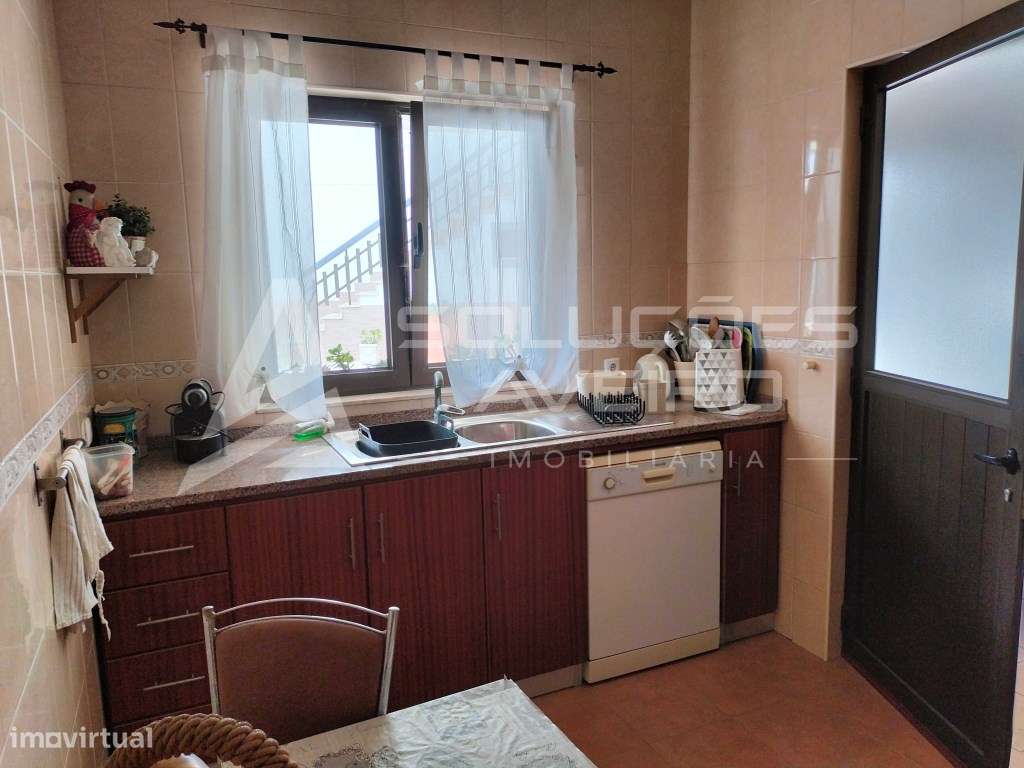 Moradia T4 com Piscina-27