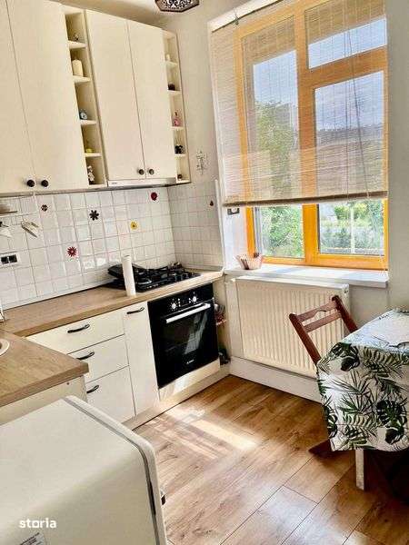 Închiriez apartament - Imagine principală: 4/4