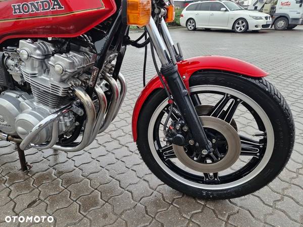 Honda CB - 11