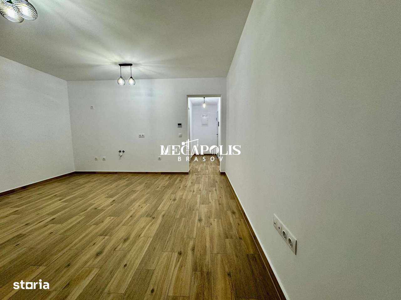 Garsonieră de Vânzare | Parcare | 42 mp | Tractorul-10