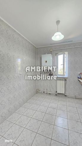 Apartament cu 3 camere, etaj 3, zona DECEBAL - KAUFLAND;-1