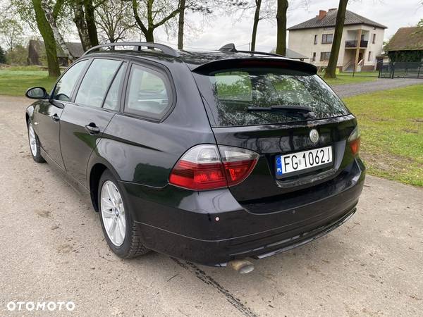 BMW Seria 3 320d - 7