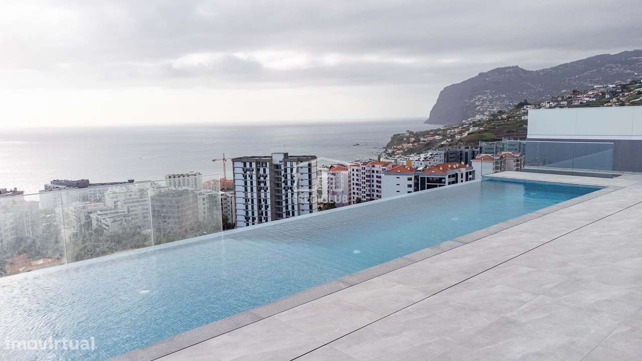 Moradia  T4 - Funchal - Grande imagem: 1/30