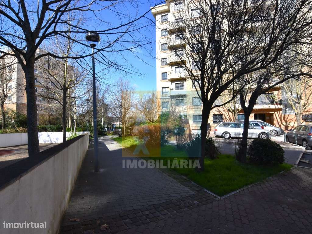 T3 Urb. Almirante terraço 38 m2- Futuro metro a 3 min (a pé), estac...-36