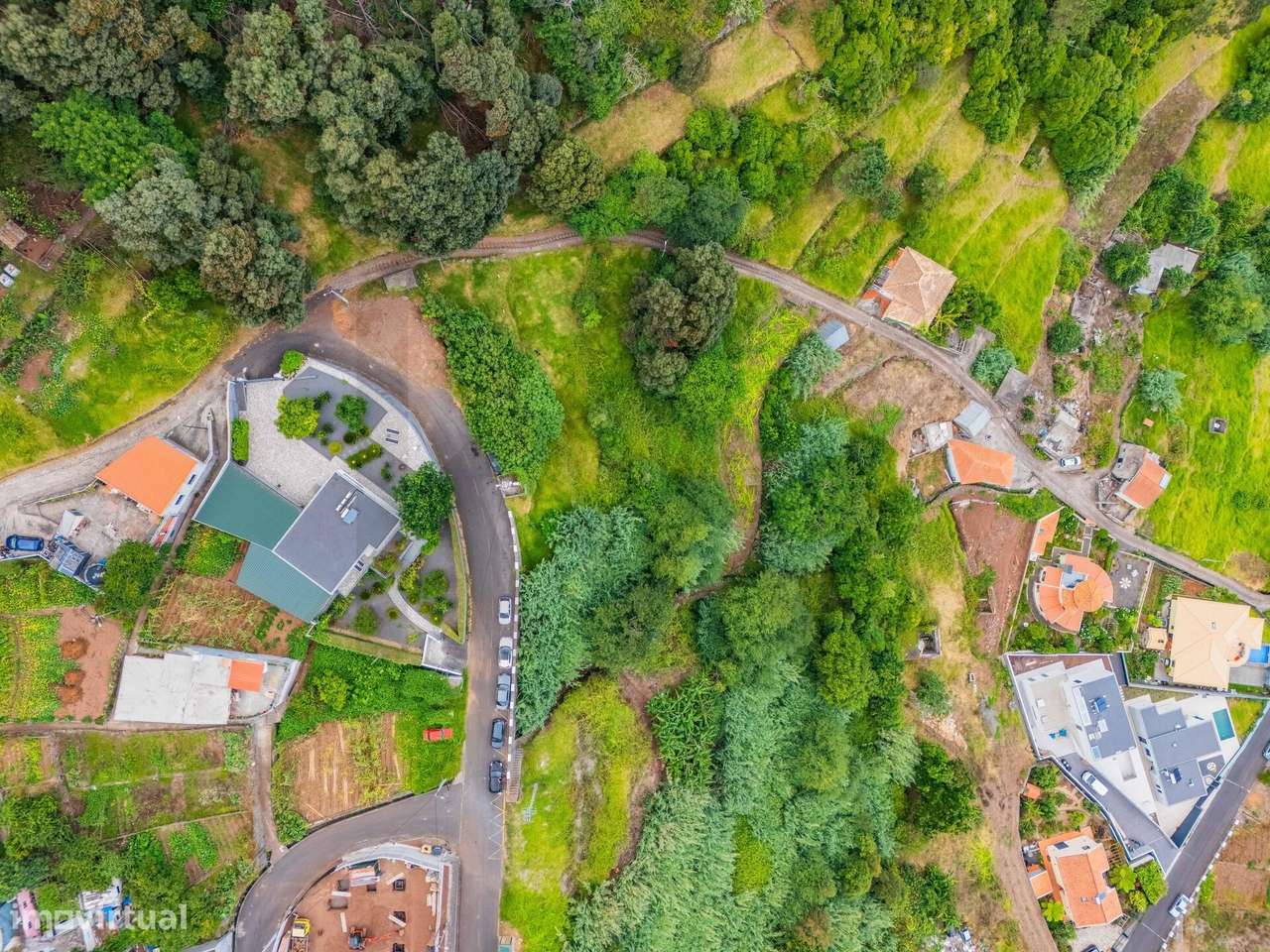 Terreno 1300,23m2 | Arco da Calheta | Construção-18