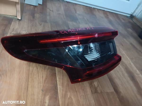 LAMPA/ STOP STANGA NISSAN QASHQAI J11 - 2