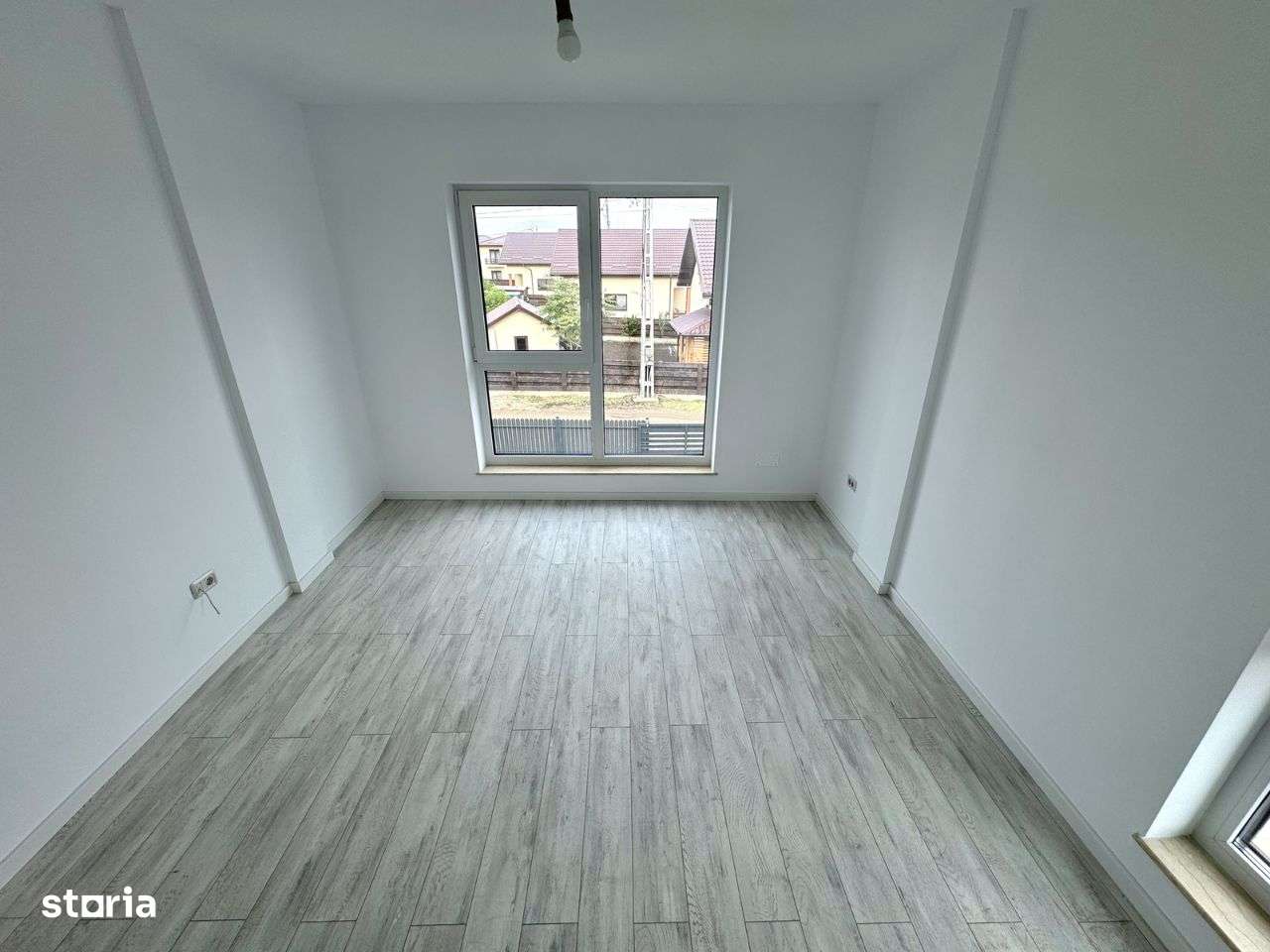 CANALIZARE!PLACA peste etaj!Incalz in pard!Vila 4 camere Valea Lupului - Imagine principală: 5/9