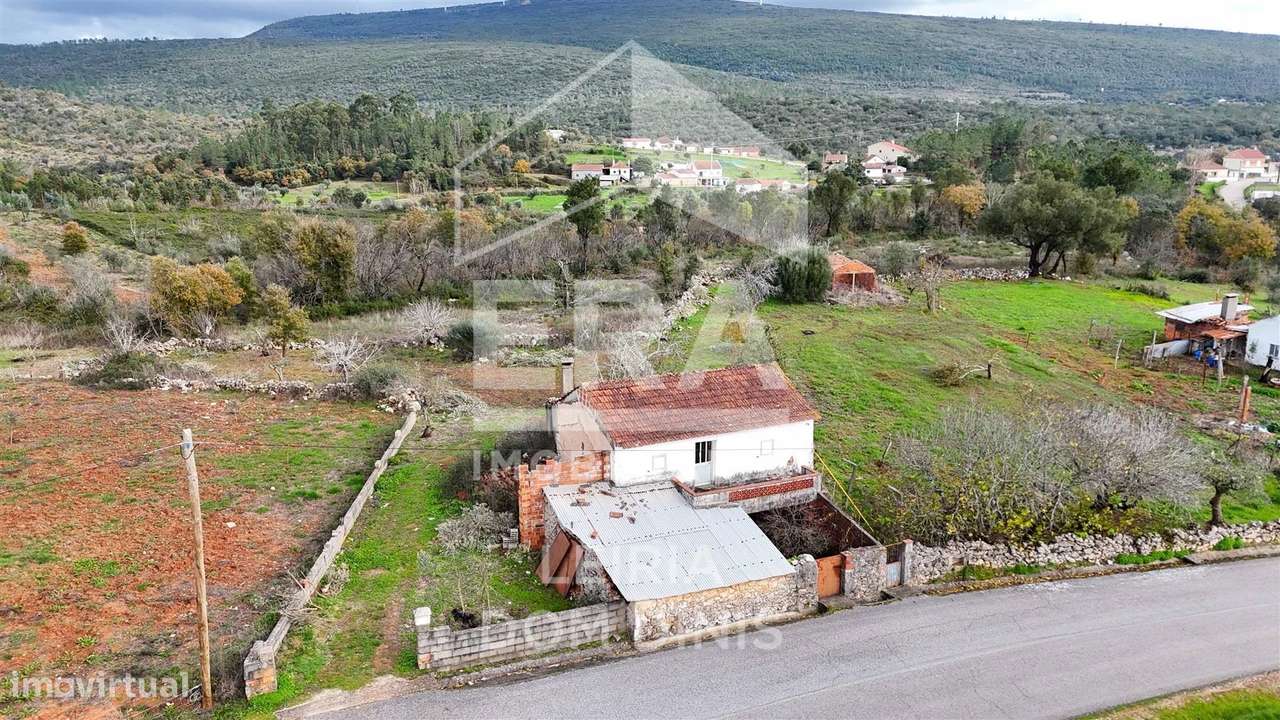 Moradia T4 Isolada em Almoster - Grande imagem: 3/8