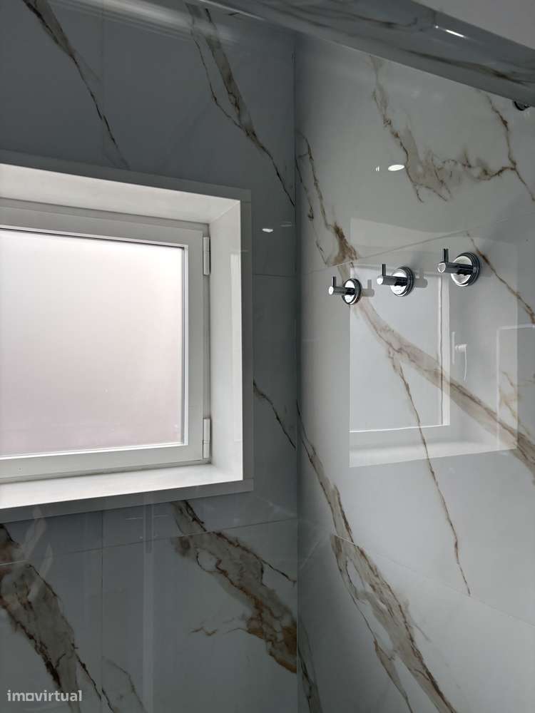 Apartamento T1+1 São Tomé de Negrelos - Grande imagem: 4/36