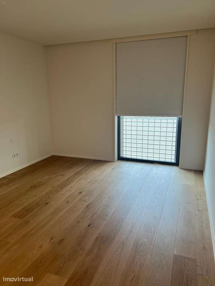 T2 com 2 casas de banho e garagem em Matosinhos Sul - Grande imagem: 5/12