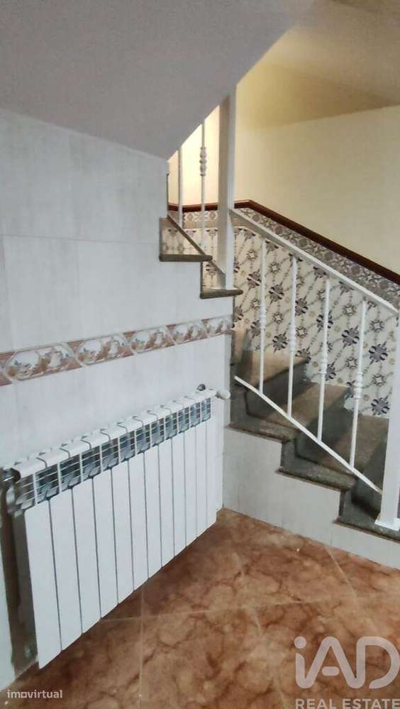 Casa T4 em Oliveira do Hospital e São Paio de Gramaços de 109,00 m2 - Grande imagem: 5/10