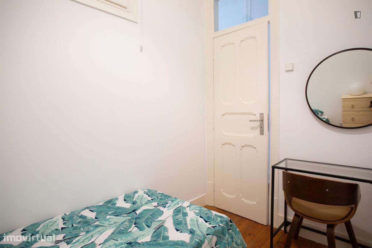 Quarto - localizado em Arroios Lisbon - Grande imagem: 5/10