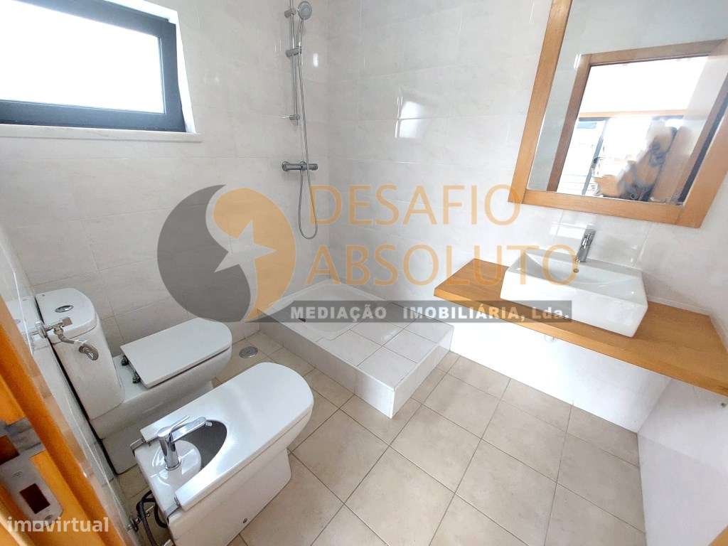 Moradia Isolada T5, boas áreas. Quinta da Alembrança - Feijó-30