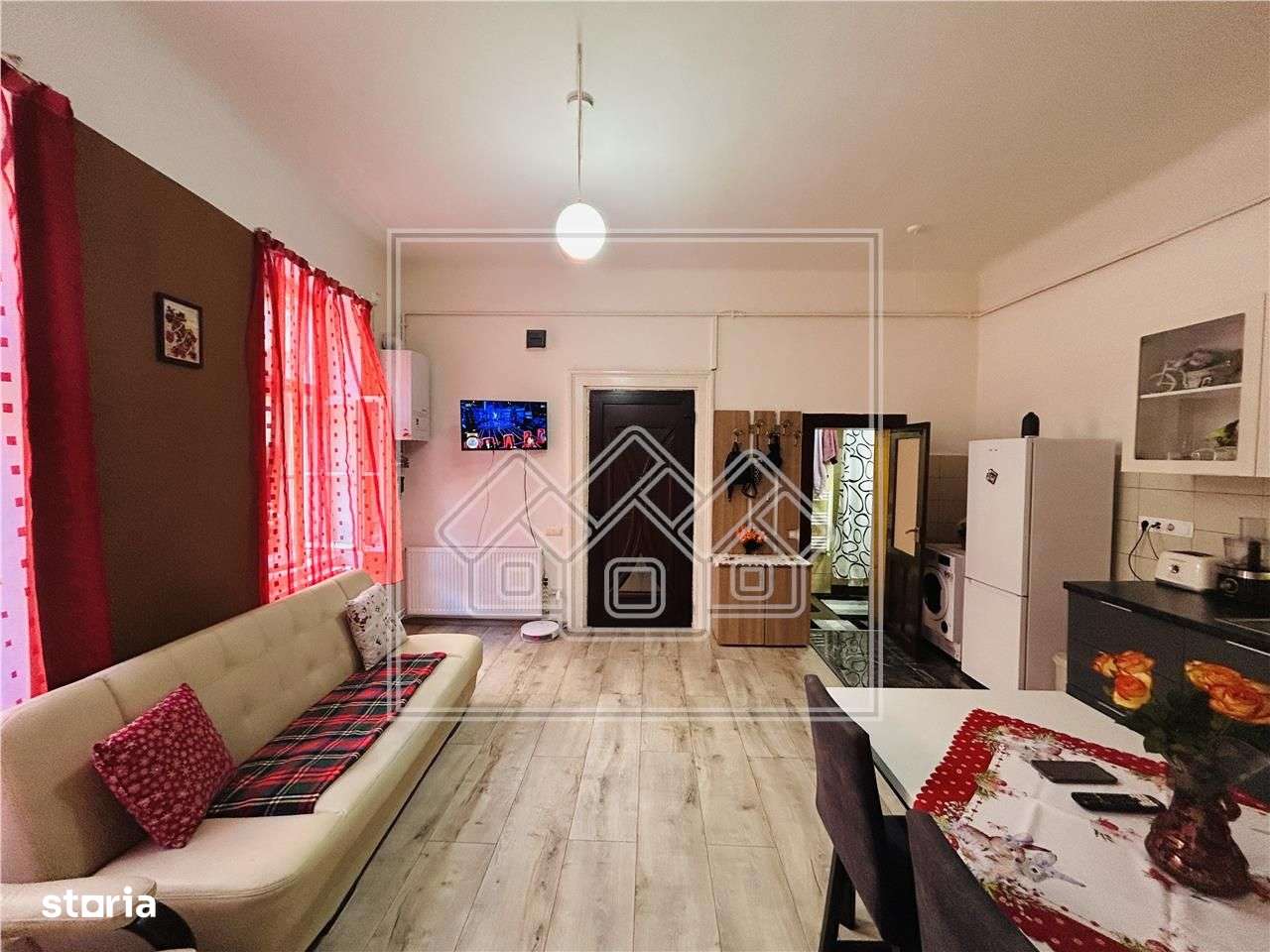 Apartament renovata, 57 mp utili, Zona Ultracentrala - Imagine principală: 3/11