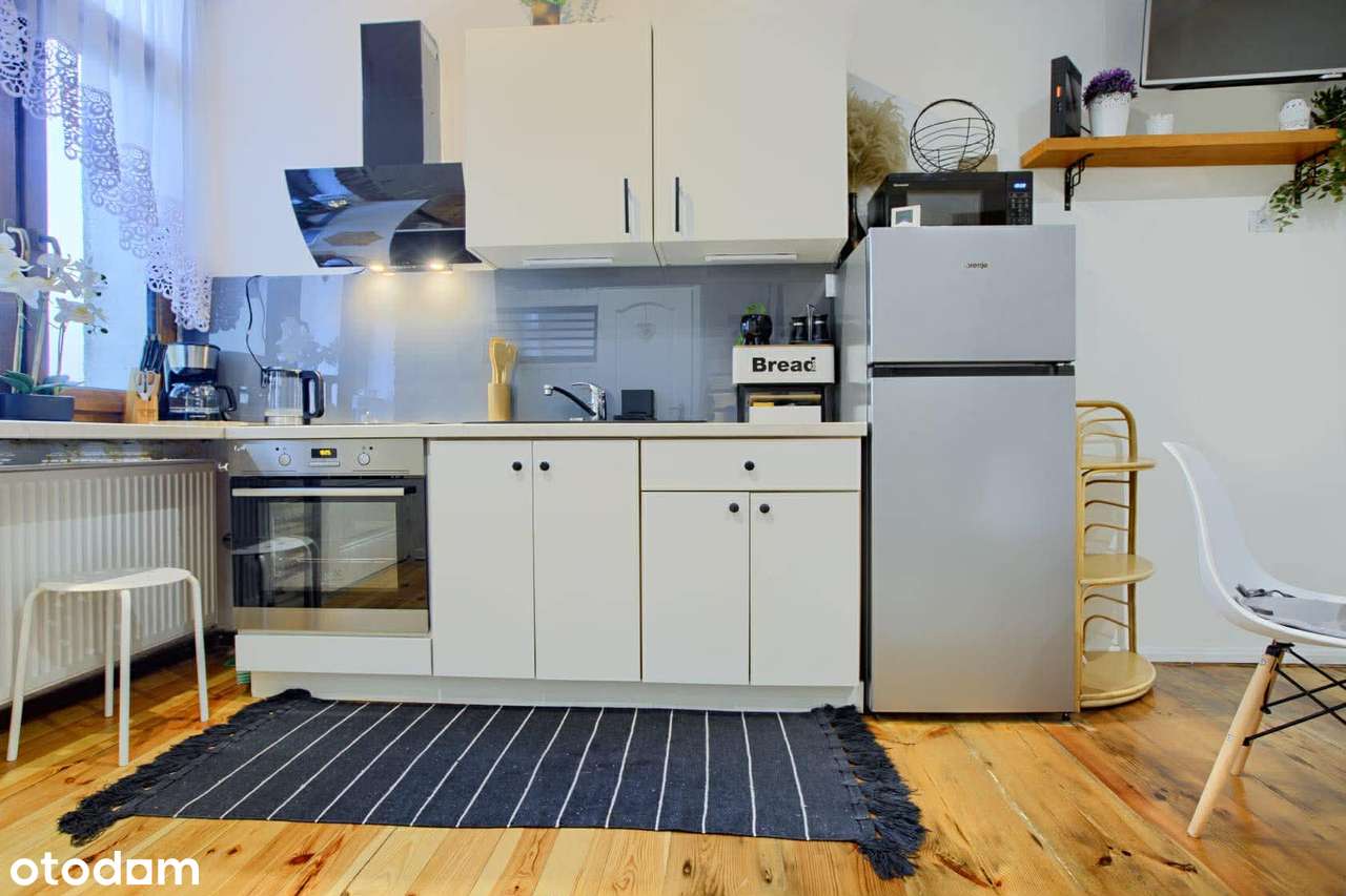 Urokliwa kawalerka w samym centrum Kołobrzegu // BEZ PROWIZJI-5