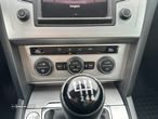 VW Passat Variant 2.0 TDi Confortline - 22