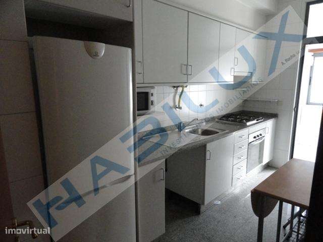 Apartamento T2 junto ao Hotel Ipanema Park - Grande imagem: 2/7