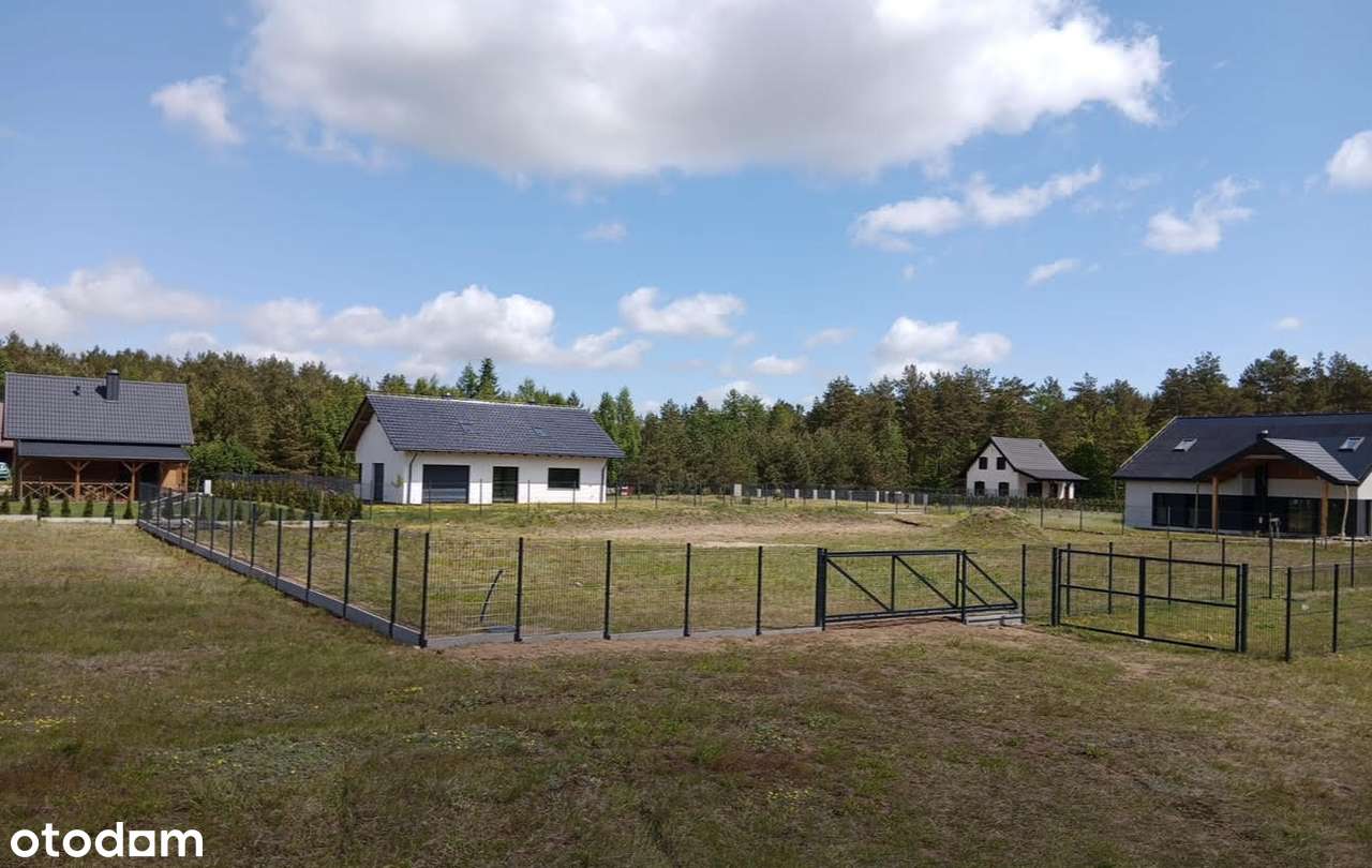 Niesołowice: Działka z pozwoleniem na budowę w pobliżu jeziora