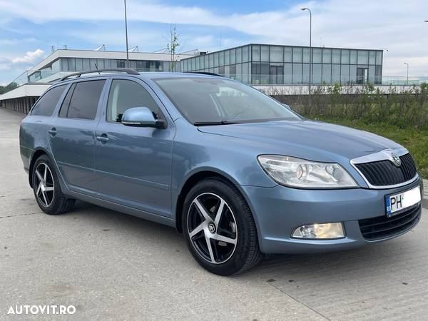 Skoda Octavia Combi 1.6 TDI DPF Elegance - 2