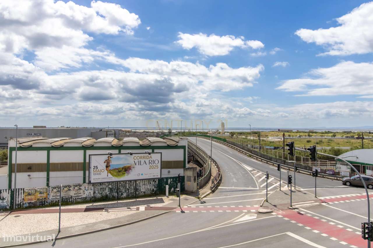 Prédio Totalmente Arrendado | Excelente Oportunidade de Investimento |-14