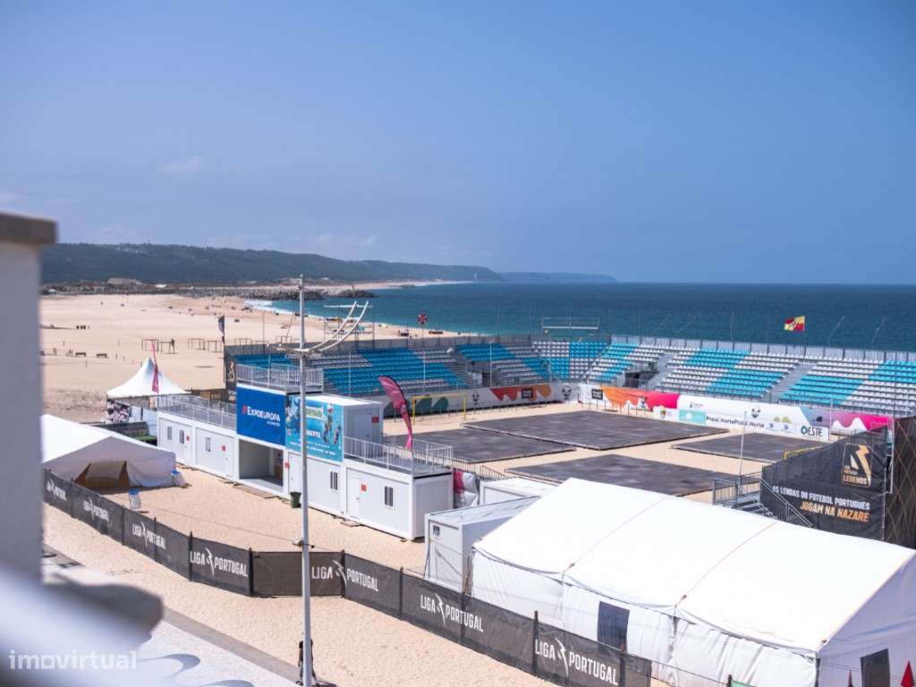 Apartamento T2 com Rooftop e Vista de 360º na Melhor Localização da...-41
