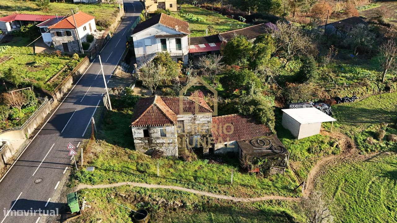Moradia para Restaurar em Mancelos-17