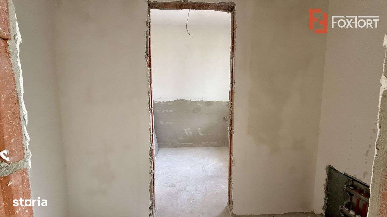 Duplex cu 5 camere de 128 mp utili si teren de 420 mp, zona Giarmata V-16