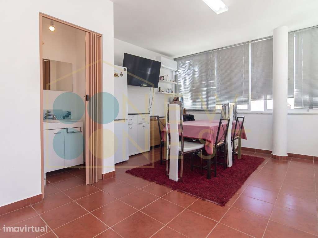 Apartamento T4 com Terraço, 3 varandas, 2 Parqueamentos e Arrecadaç...-53