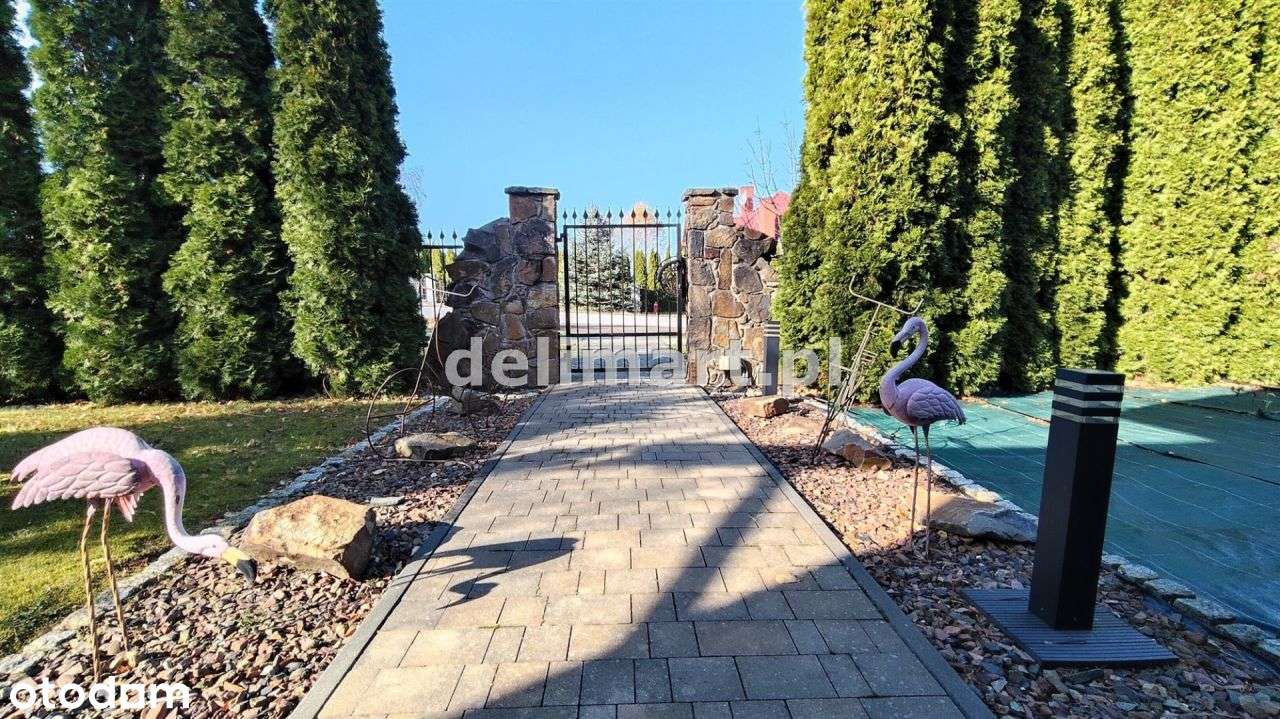 Piękny dom w Zagórzu.-9