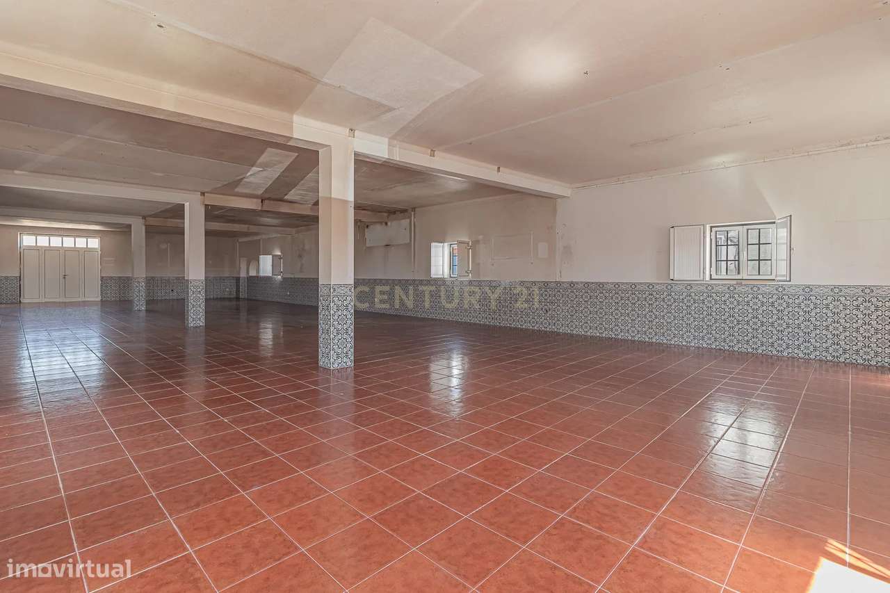 Armazém para arrendar em Loures - Grande imagem: 4/21