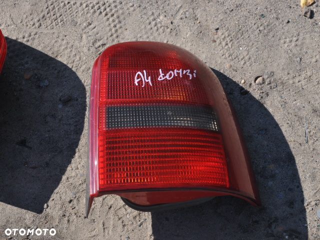 audi A4 kombi lampa prawa WYSYŁKA - 1