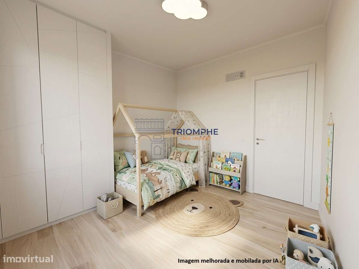 House in Alcobaça, Ferraria - More
