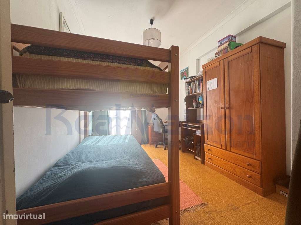 Vende-se Apartamento T2 - centro Mem Martins - Grande imagem: 5/14