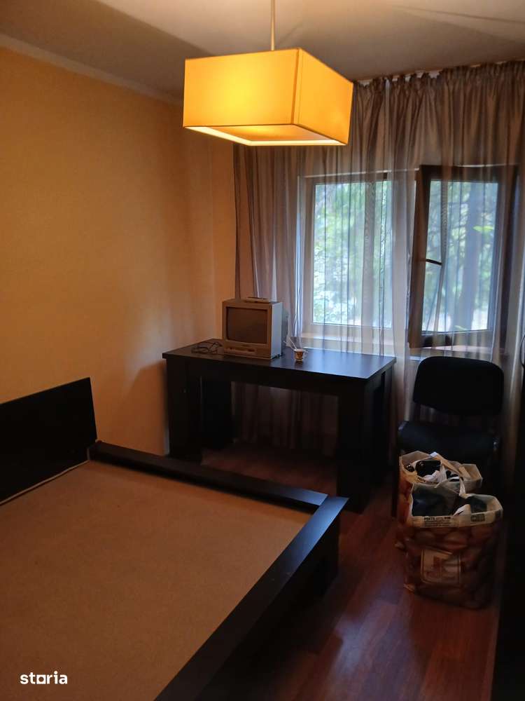 Apartament 4 camere zona Sărari - Imagine principală: 3/14