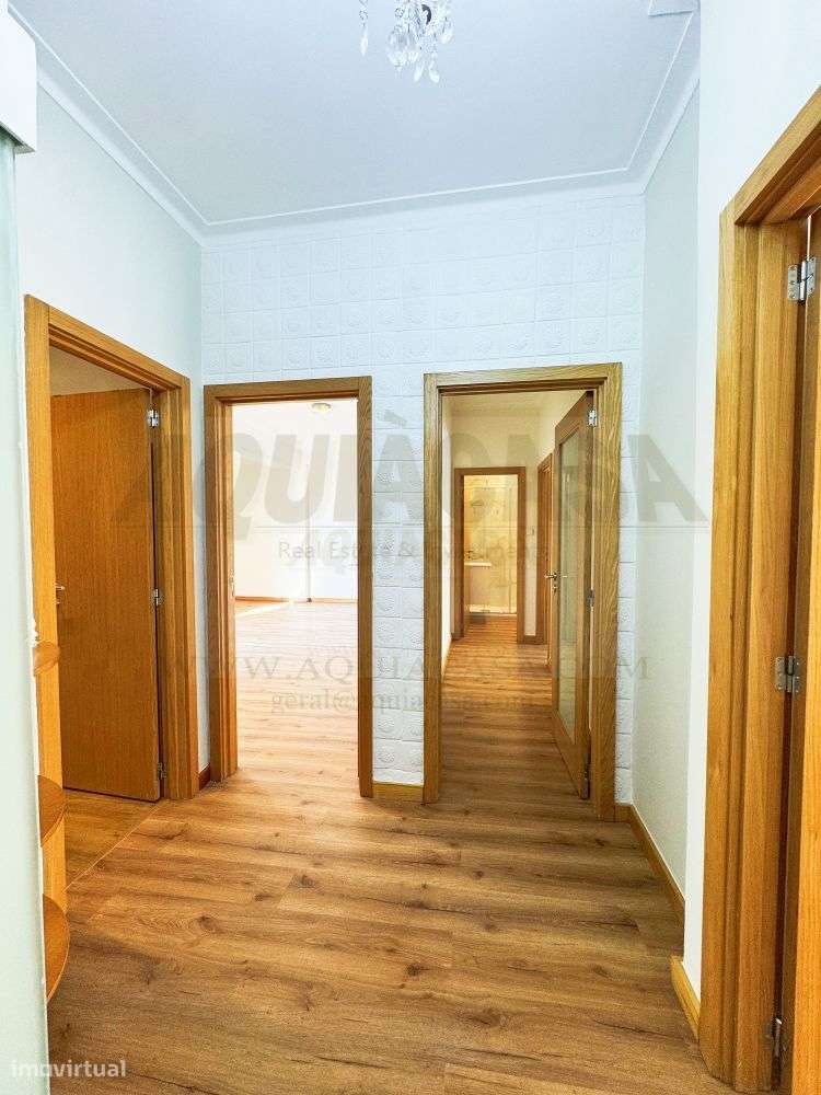 Apartamento T3 Renovado no Bonfim, Porto | 2 Casas de Banho-12