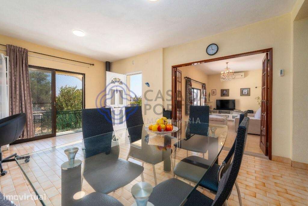 Magnífica Moradia T3 com Vista Mar e Localização Estratégica – Loulé-46