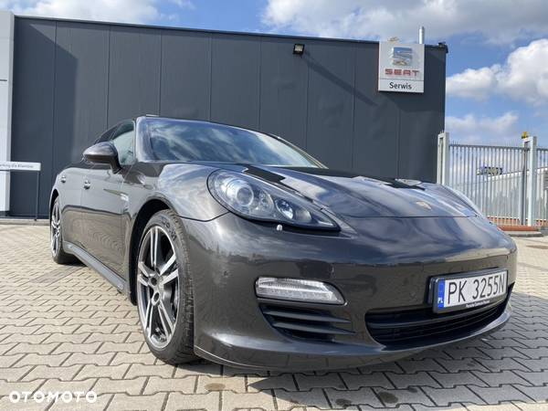 Porsche Panamera Diesel Platinum Edition - 18