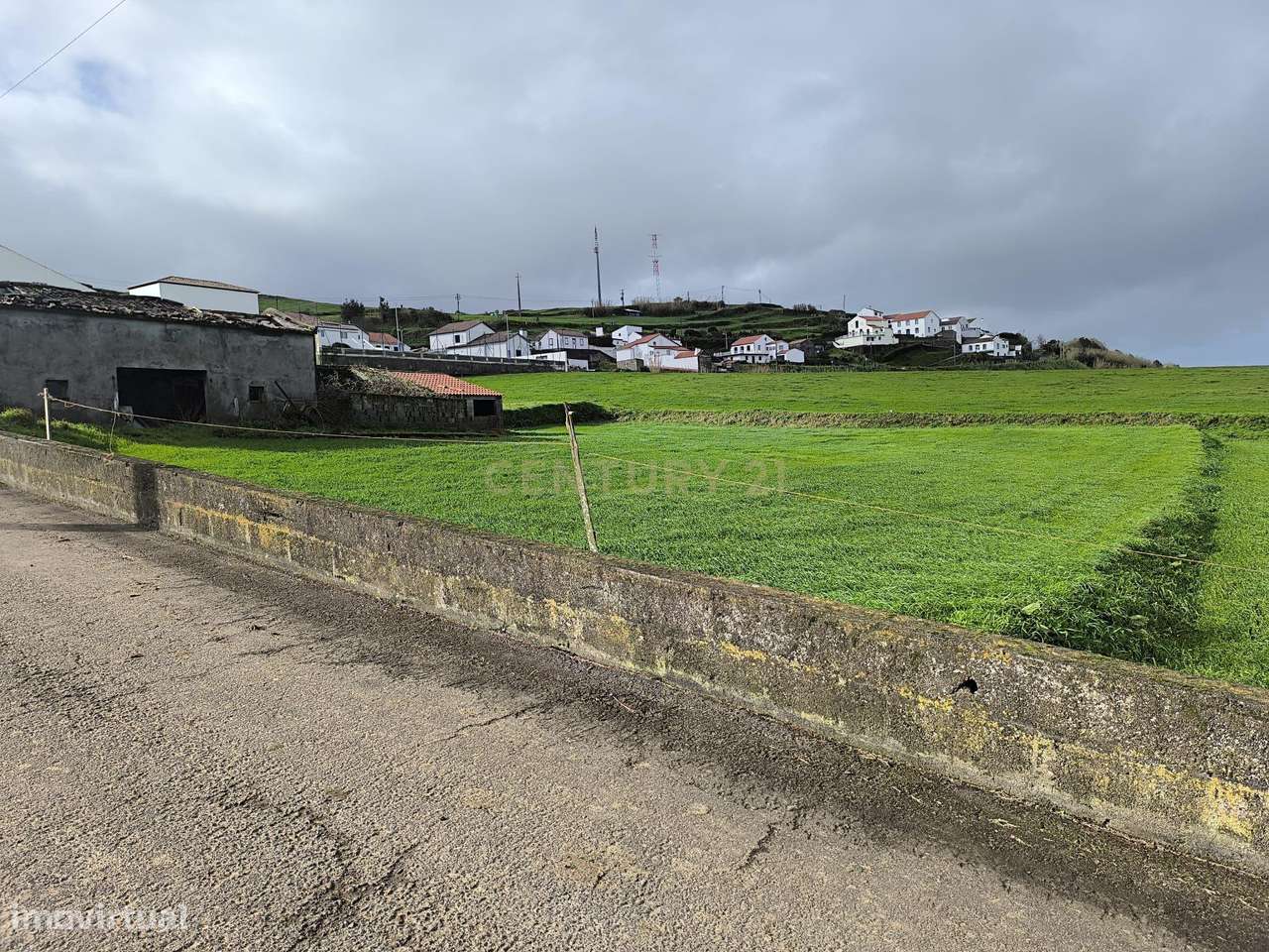 Terreno com Vista Mar e Viabilidade de Construção em Santo Antonio Nor - Grande imagem: 2/10