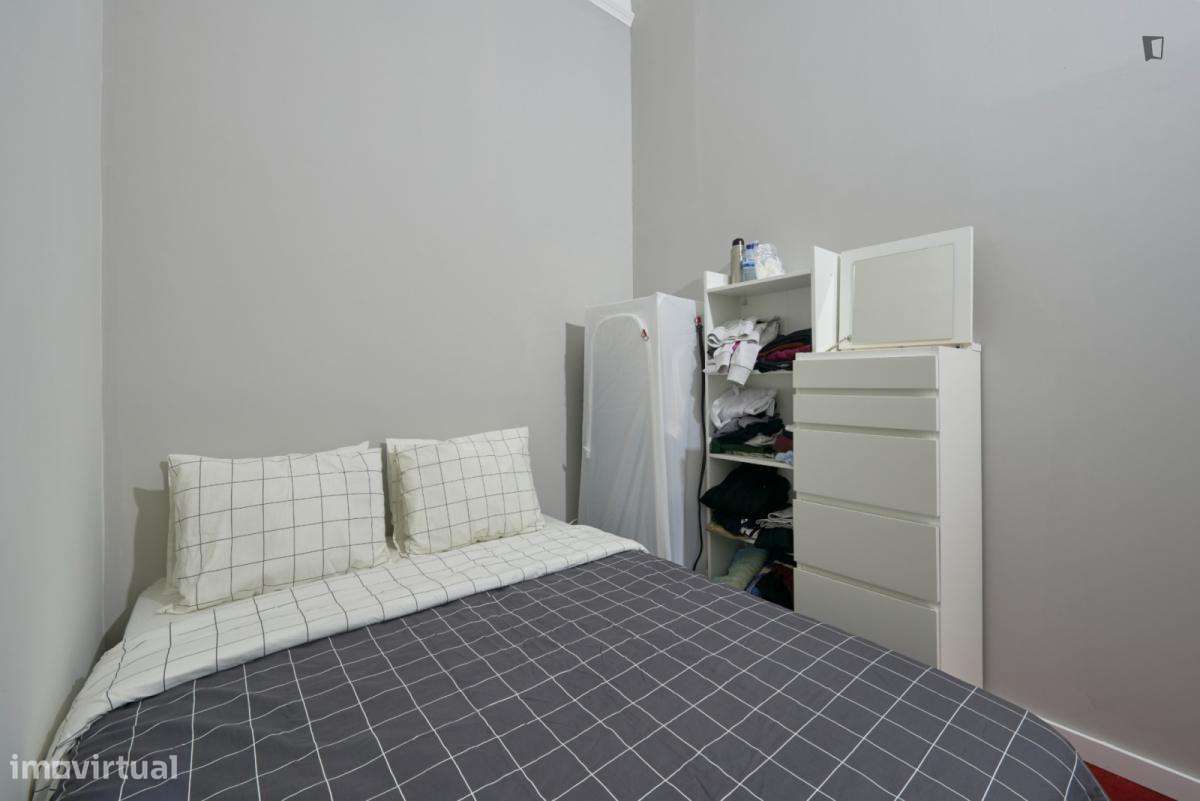 Quarto - localizado em Entrecampos Lisbon - Grande imagem: 4/10
