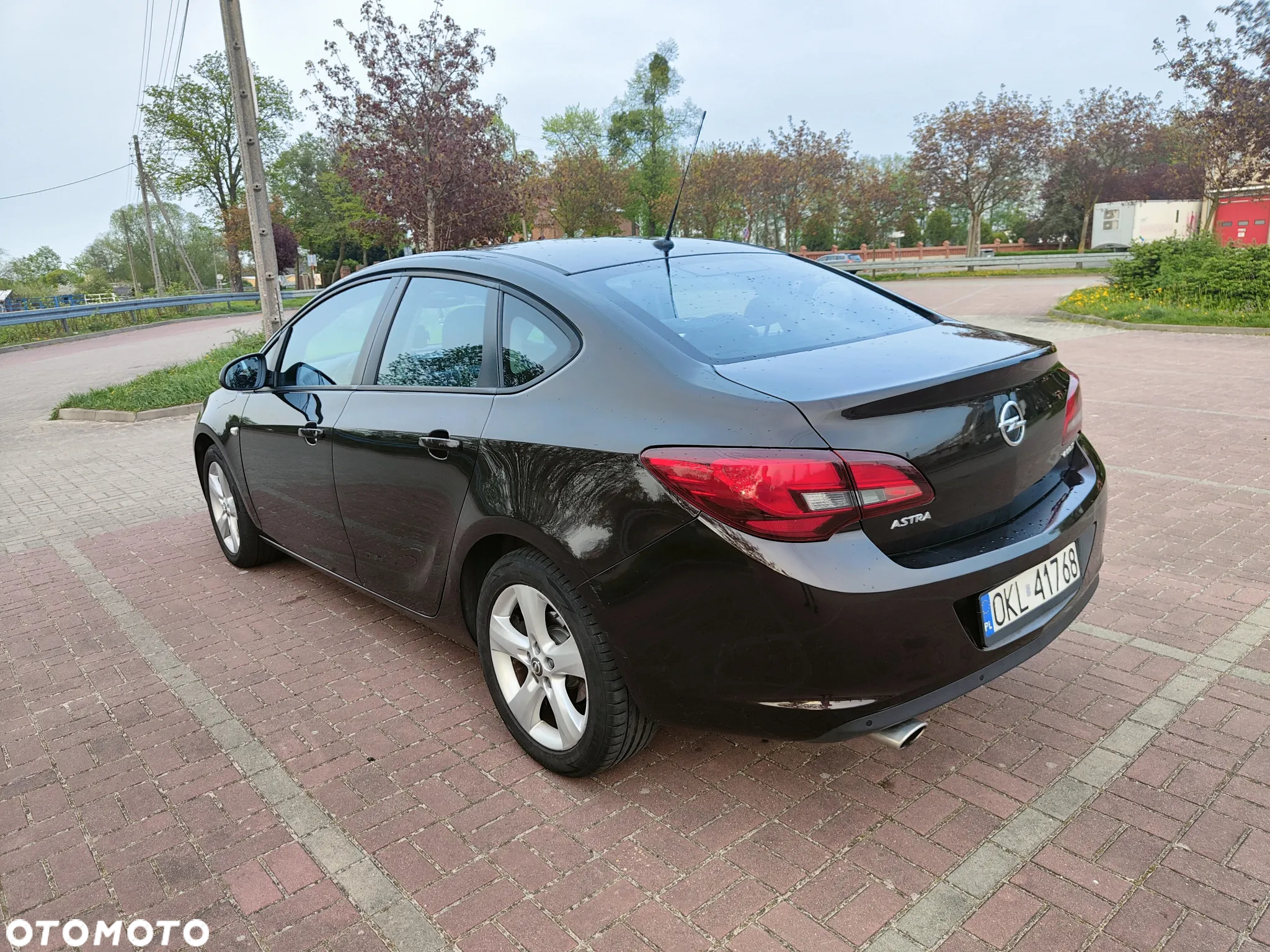 Opel Astra IV 1.4 T Active EU6 - 10