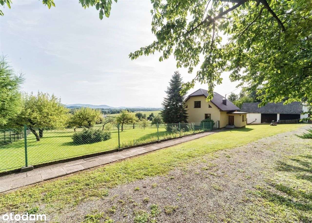 Klimatyczny dom z widokiem-5