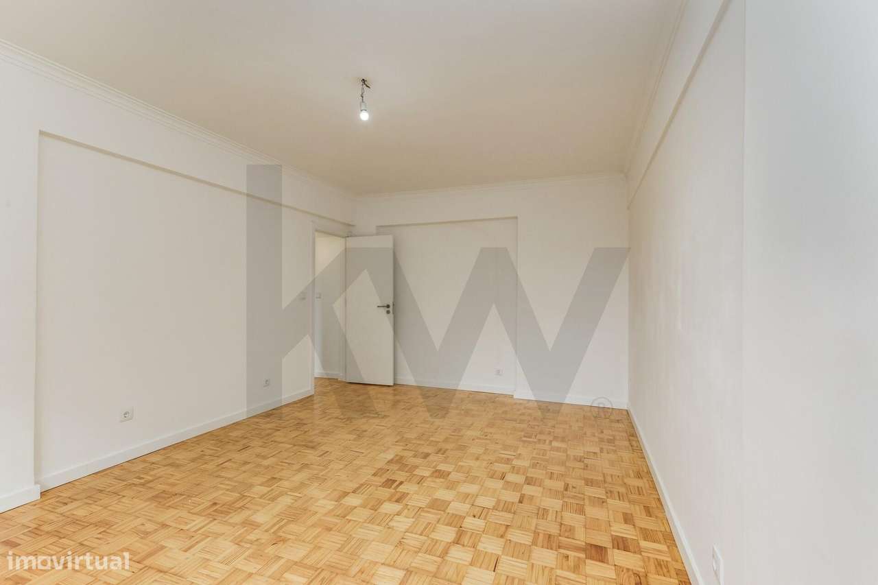 T1+1 renovado+ T1 independente | 75 m2 + 41m2  Luminoso e Versátil - Grande imagem: 4/23