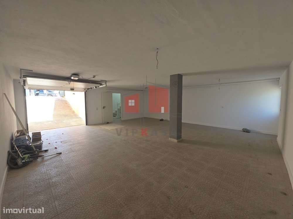 Moradia T4 com Piscina em 900 m2 de lote-21