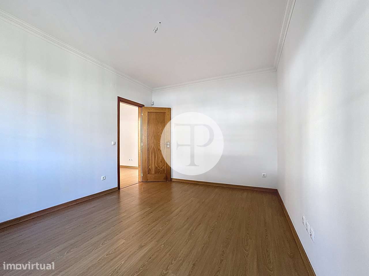 Moradia T5 com piscina no Nadadouro | 408 m² | Lote de 809 m²-21